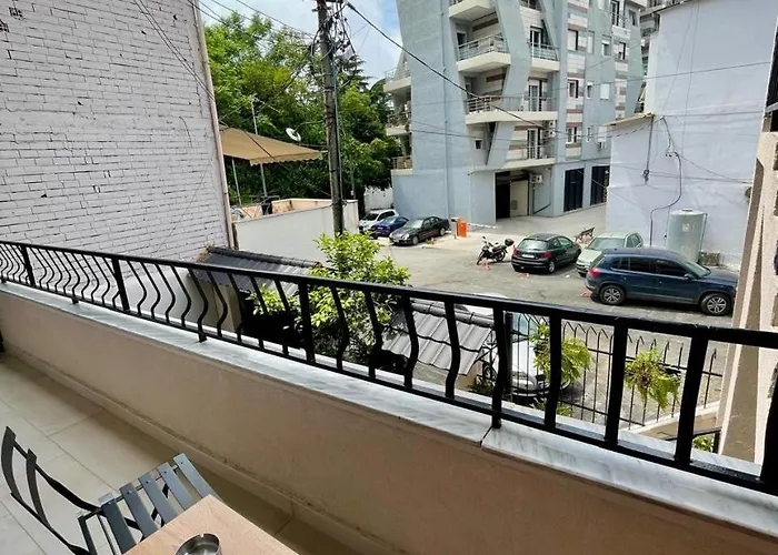 Bv Apartments